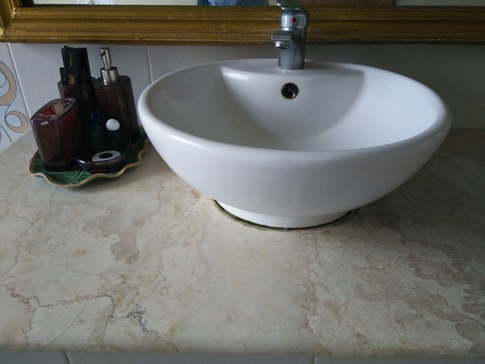 bathroom 19