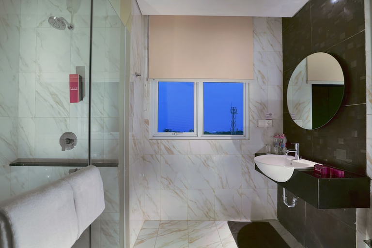 bathroom 18