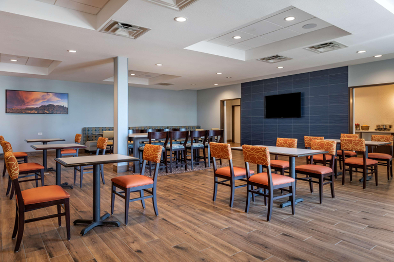 Public Area 2, Best Western Plus Coachella Valley Inn & Suites, Riverside