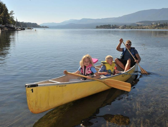 Others 3, Pine Inn at Panorama Mountain Village, East Kootenay