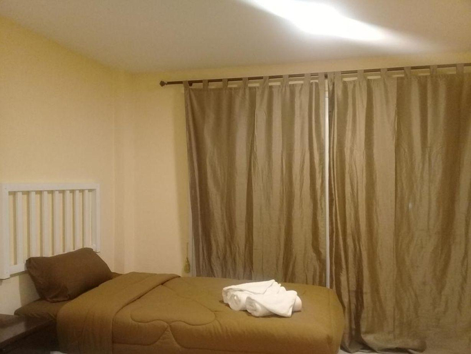 Bedroom 2, Lemontree Residence, Si Racha