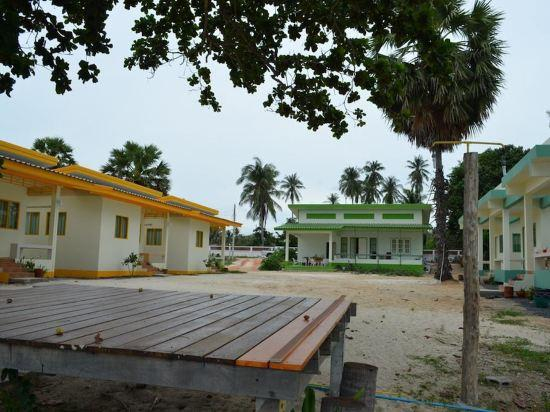 Others 4, Baan Chomlay Resort, Khanom