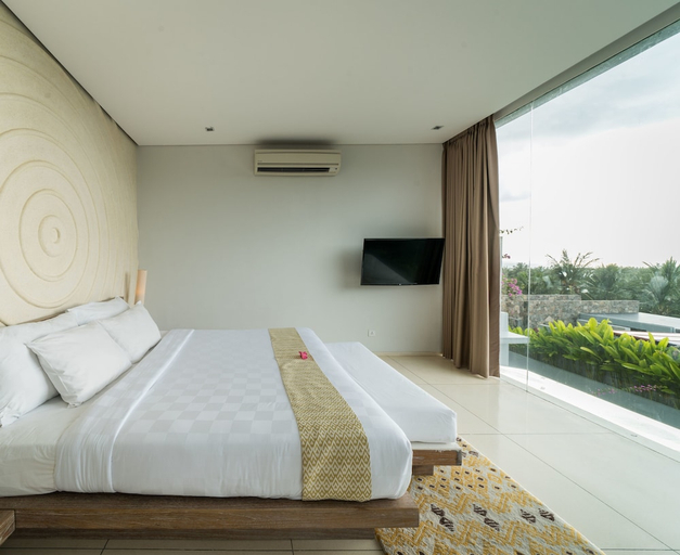 bedroom 11