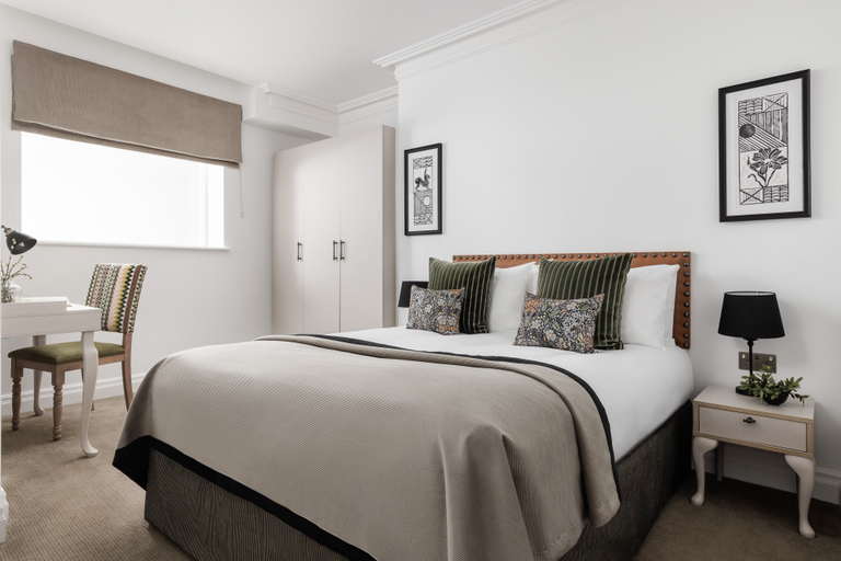 Bedroom 2, The Jubilee By Supercity Aparthotels, Leeds