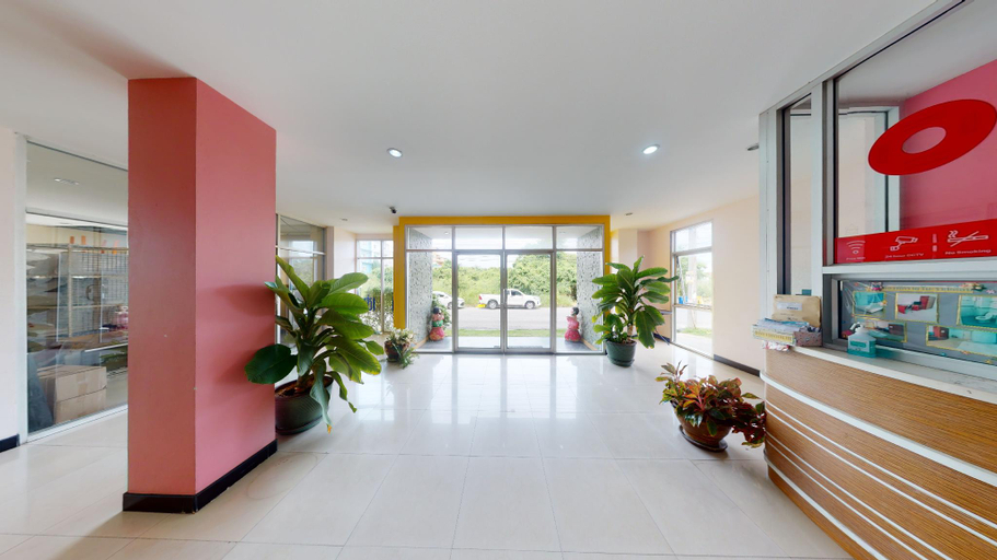 Others 5, Myroom, Muang Chon Buri