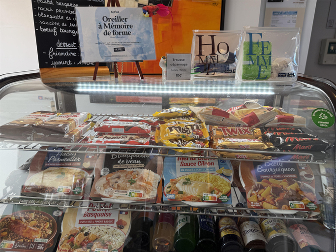 Food & Drinks 5, Kyriad Montpellier Méditerranée Aéroport, Hérault