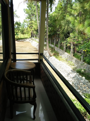 balcony 16