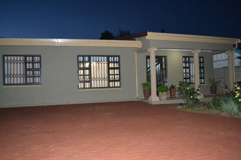 Others 5, Leago Guesthouse, Mangaung