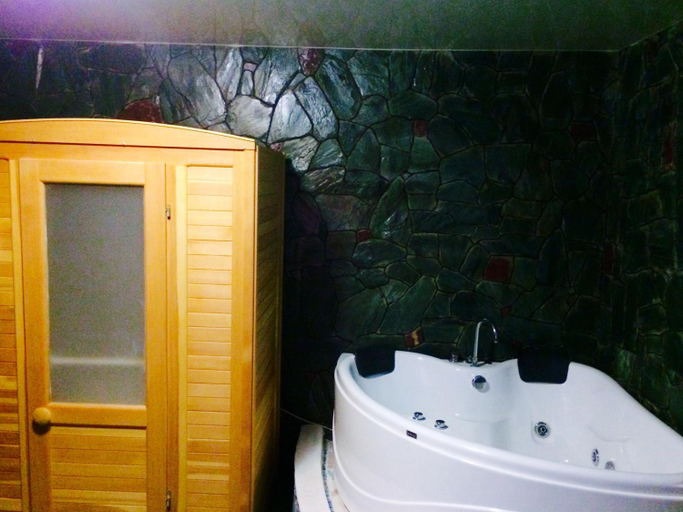 Others 3, Hotel Poseidon, Mayminskiy rayon