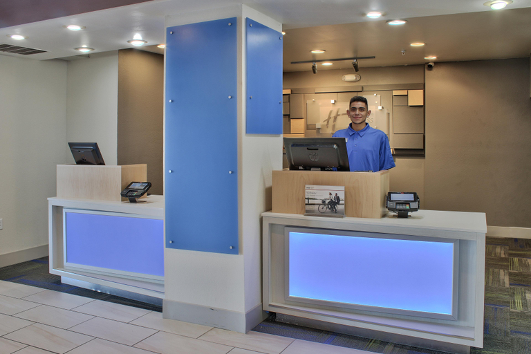 Public Area 5, Holiday Inn Express SANTA ROSA by IHG, Guadalupe