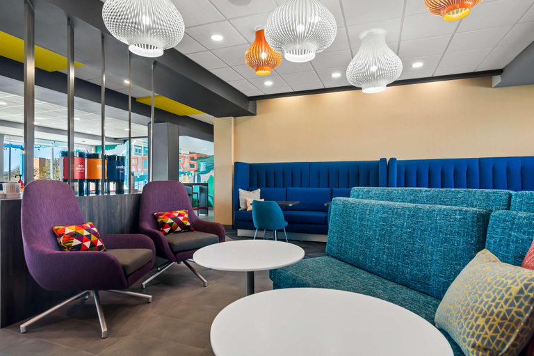 Public Area 2, Tru By Hilton Rogers Bentonville, Benton