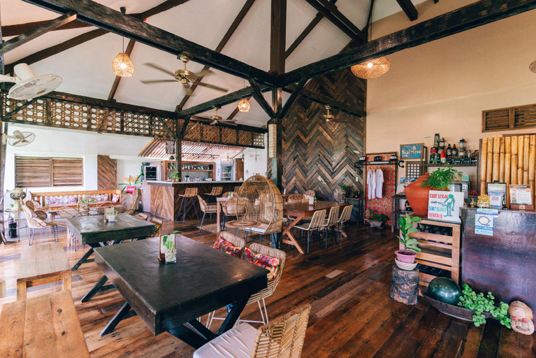 Food & Drinks 2, Himaya Siargao , General Luna