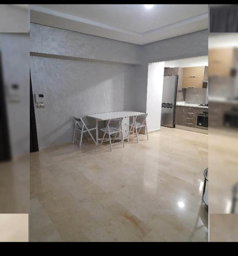 Others 2, ايربان بلاص, Casablanca