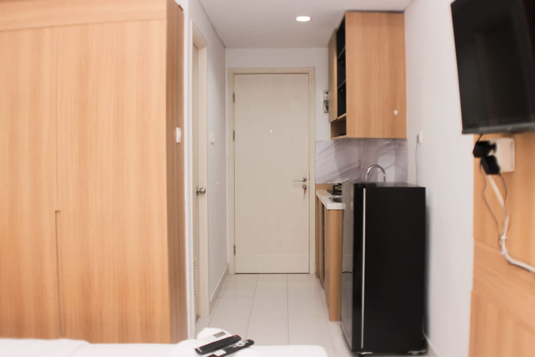 Others 5, Homey And Cozy Stay Studio Apartment At Patraland Urbano, Bekasi