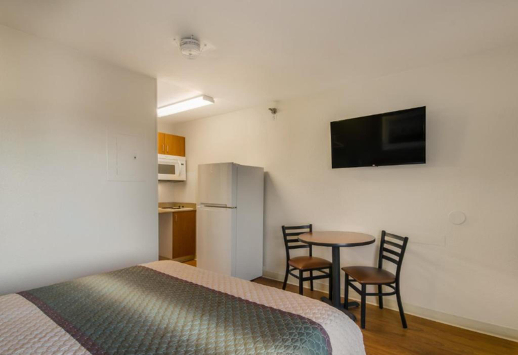 Bedroom 3, Hometowne Studios Denver - Glendale/ Cherry Creek, Denver