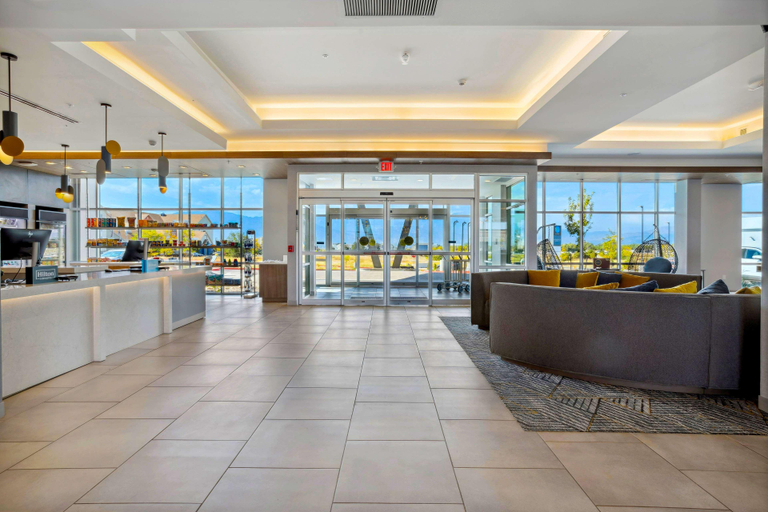 Public Area 2, Tru By Hilton Colorado Springs Airport, El Paso