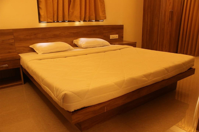 Others 5, Hotel Kalash, Ujjain