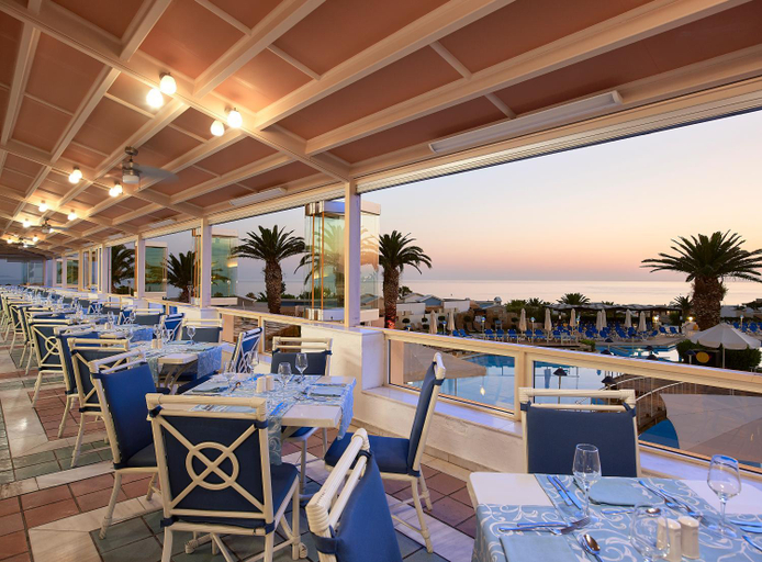 Food & Drinks 2, Knossos Royal, Crete