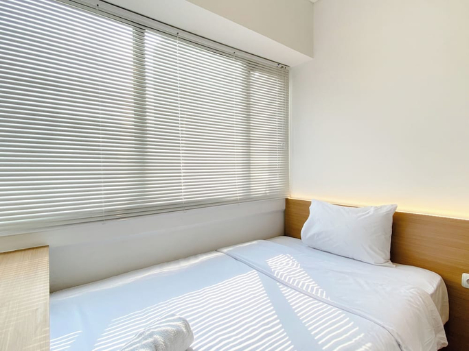 Bedroom 2, Spacious And Homey 2Br With Work Space At Meikarta Apartment, Cikarang