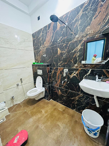 Others 2, Shree ram guest house, Ujjain