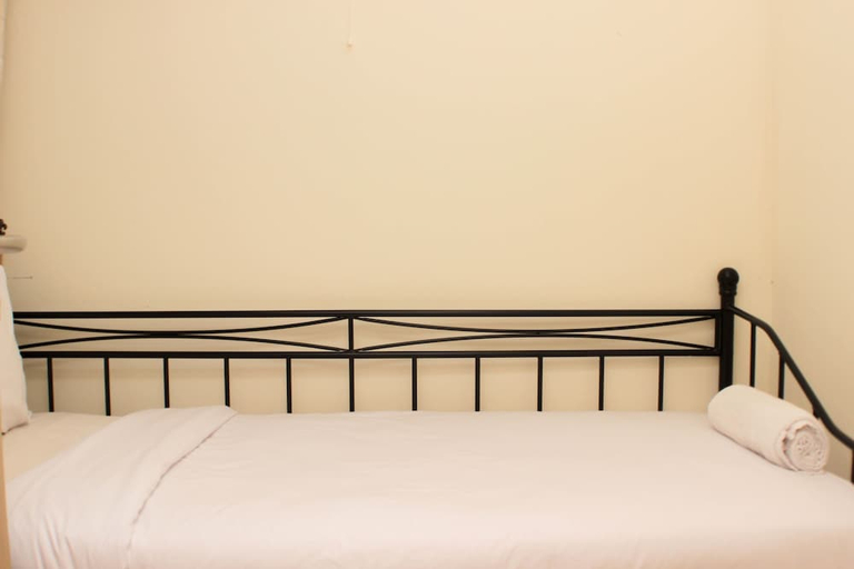 Bedroom 2, Warm And Cozy Living 3Br At Meikarta Apartment, Cikarang