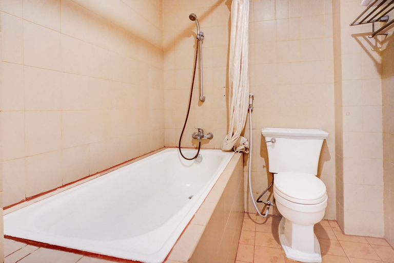 Bathroom 4, Collection O Peunayong Near Masjid Raya Baiturrahman Formerly Siwah Hotel, Banda Aceh