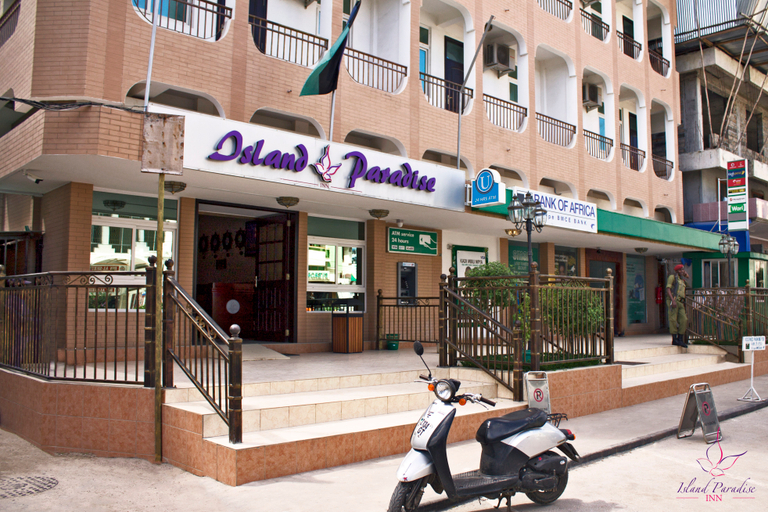 Public Area 2, Island Paradise Inn, Mjini