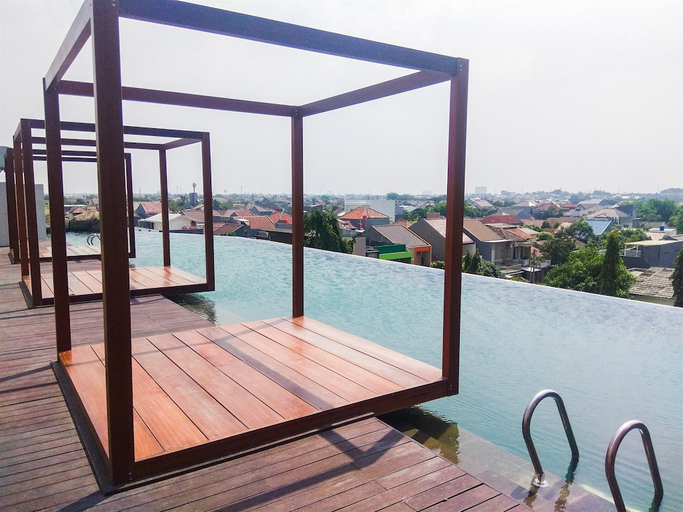 Exterior & Views, Modern 2BR Grand Kamala Lagoon Apartment, Bekasi