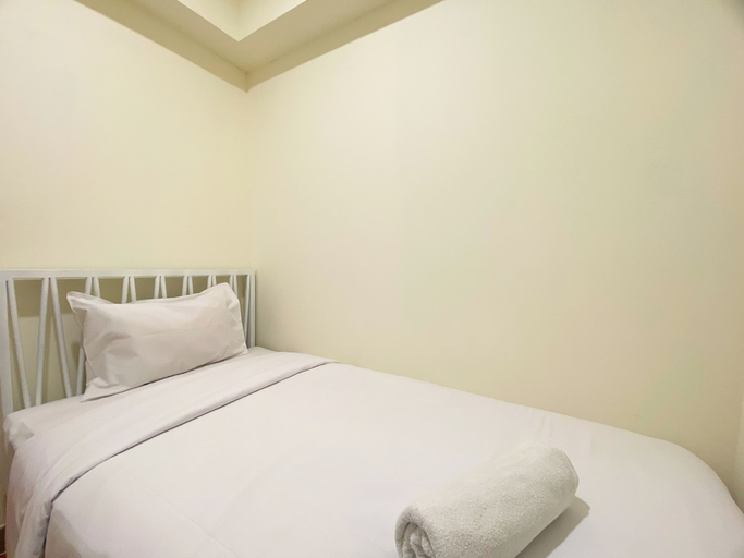 Bedroom 2, Comfort Stay 2Br At Meikarta Apartment, Cikarang