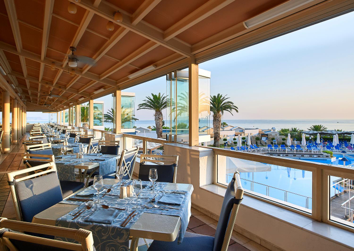 Food & Drinks 3, Knossos Royal, Crete