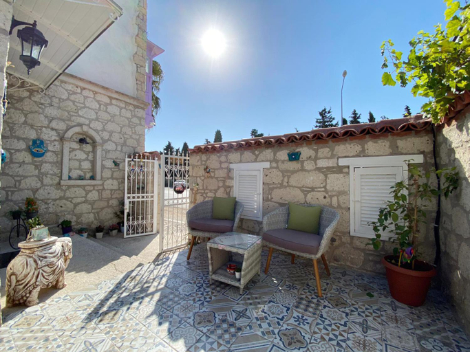 Others 4, Fatma Hanım Konagı Alacatı, Çeşme