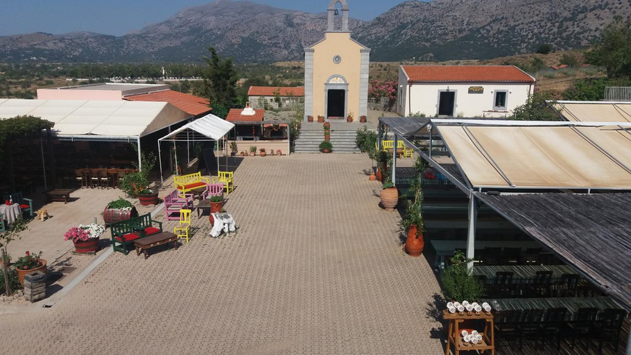 Others 3, Lasinthos Eco Park, Crete