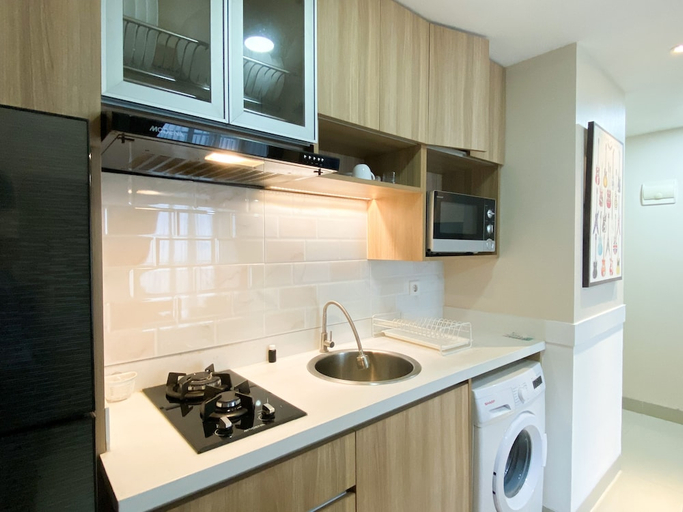In-Room Kitchen 3, Cozy And Minimalist 2Br At 8Th Floor The Oasis Cikarang Apartment, Cikarang