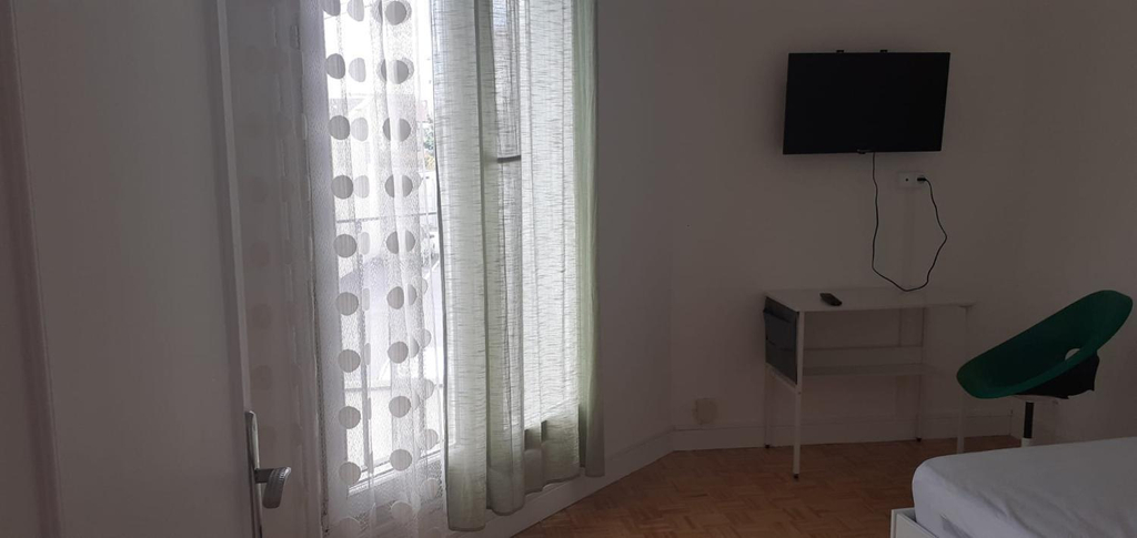 Others 2, Chambre proche de paris et Roissy, Val-d'Oise