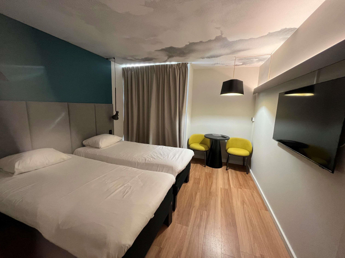 Bedroom 3, ibis Sète Balaruc les Bains Wellness and Spa, Hérault