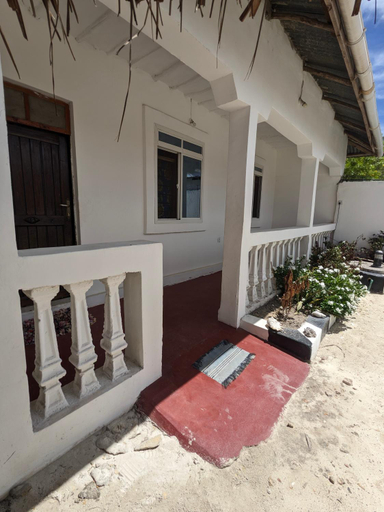 Others 5, Ndeni house Paje, Kusini