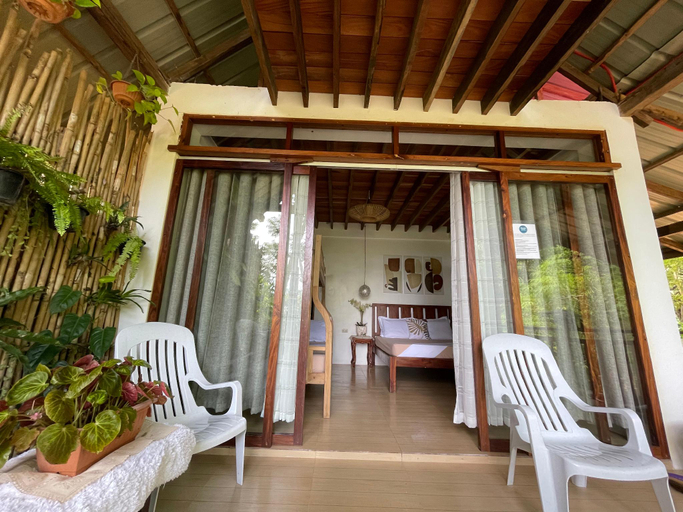 Others 3, Hilltop Cabin – Beach Access Stay in Lobo, Batangas, Lobo
