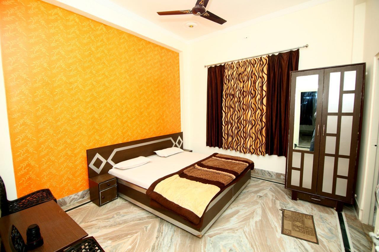 Others 5, Hotel Madhusudan, Garhwal