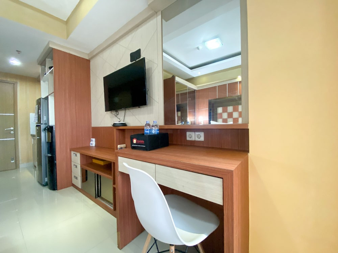 Others 3, Cozy Studio Room At Oasis Cikarang Apartment, Cikarang