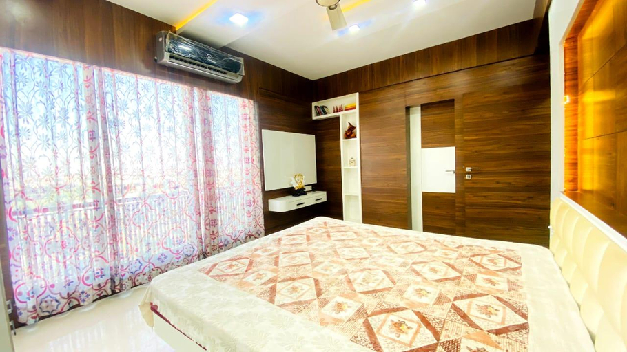 Others 5, Sunspot, Ujjain