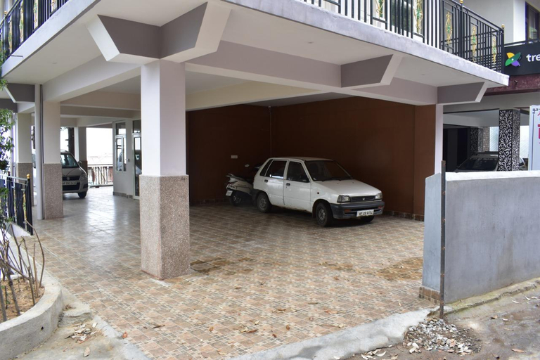 Others 3, THE HIMALAYAS GUEST HOUSE, Kangra
