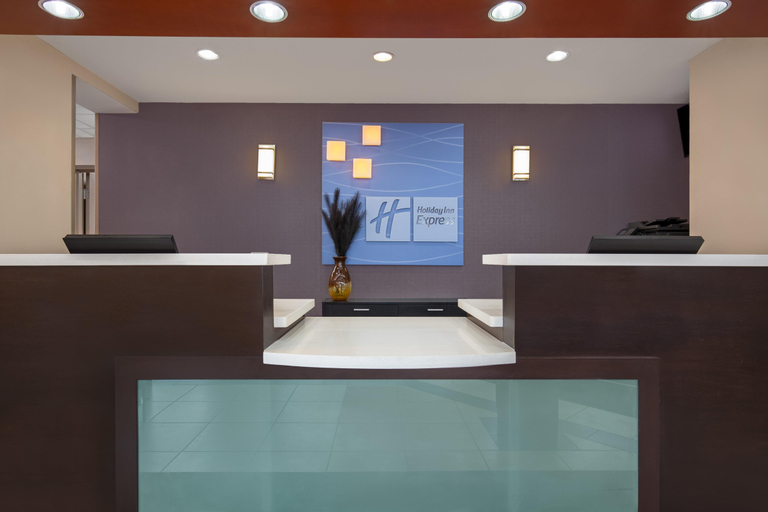 Public Area 3, Holiday Inn Express & Suites BARRIE by IHG, Simcoe