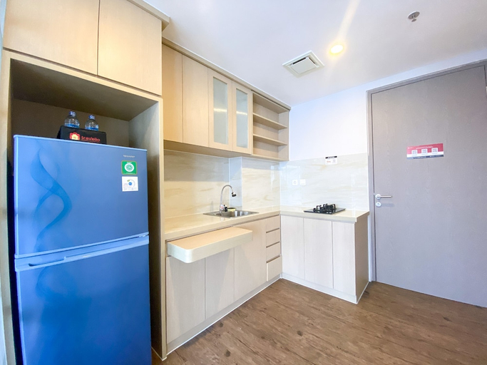 In-Room Kitchen 2, Cozy And Simple Big Studio Vasanta Innopark Apartment, Cikarang