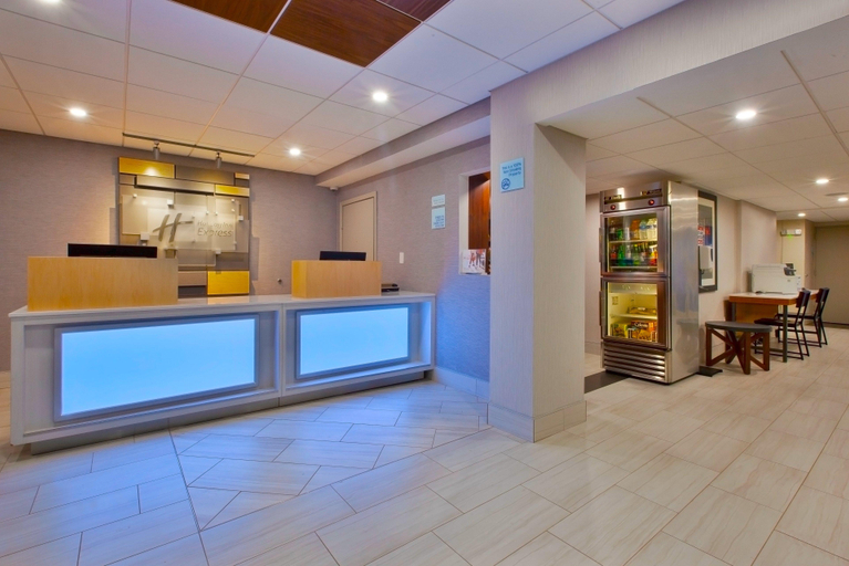 Public Area, Holiday Inn Express FAIRFAX - ARLINGTON BOULEVARD by IHG, Fairfax City