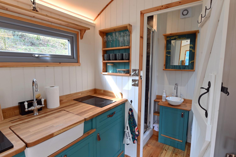 Others 5, Meidrim Meadows luxury shepherd's hut, Carmarthenshire