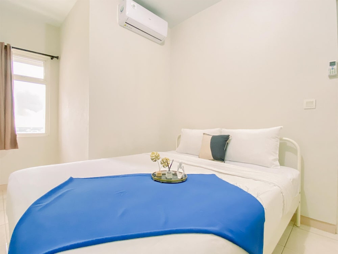Bedroom 1, Comfort Stay 2Br Apartment At Springlake Summarecon Bekasi, Bekasi