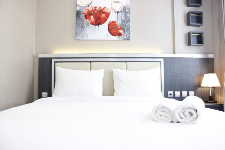 Others 3, Convenient 1BR Gateway Pasteur Apartment, Bandung