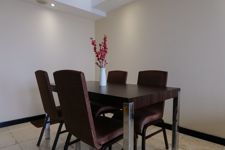Hotel Interior, Homey 3Br Apartment At Braga City Walk, Bandung
