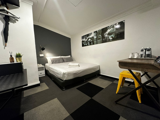 bedroom 22