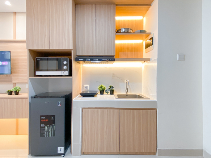 Others 4, Cozy and Modern Studio Room Apartment Pollux Chadstone By Travelio, Cikarang